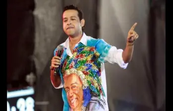 El video, grabado minutos antes del accidente que le costó la vida a Martín Elías, lo muestra sonriente y cercano con sus seguidores tras su último concierto en Coveñas, Sucre. FOTO: Colprensa