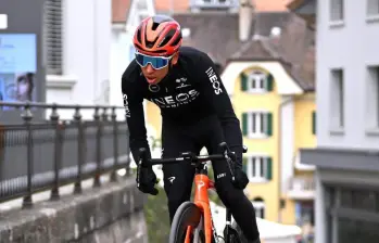 Egan Bernal se siente motivado para volver a batallar ante la élite del pedal. Además de Cataluña, estará este año en el Giro de Italia. FOTO AFP