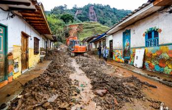 Aspecto de la avalancha de lodo que se presentó en el municipio de Jericó en noviembre de 2019 y obligo a iniciar trabajos para estabilizar las laderas de las montañas del cerro Las Nubes. FOTO JAIME PÉREZ MUNÉVAR