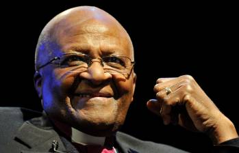 El arzobispo sudafricano será recordado por su liderazgo y sentido del humor. FOTO: EFE.