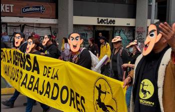 Los manifestantes se congregan en el Parque Nacional de Bogotá y escucharán al presidente Petro en la Plaza de Bolívar. FOTO CORTESÍA 