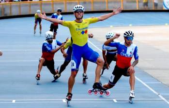 Andrés Jiménez fue uno de los medallistas de Colombia en la jornada del lunes, llegando así a 16 oros en el Mundial. FOTO cortesía fedepatín 