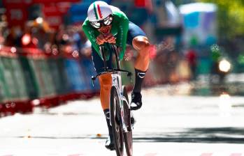 Filippo Ganna, de 27 años, logró su triunfo 28 profesional en la ruta. FOTO TWITTER VUELTA