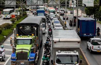 El país mantiene una edad promedio vehicular superior a la de sus pares regionales. FOTO: Andrés Camilo Suárez