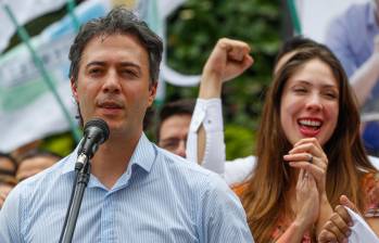 El exalcalde de Medellín, Daniel Quintero, durante un mitin en la Alpujarra en 2022, año en que fue suspendido de su cargo por participar en política. FOTO: MANUEL SALDARRIAGA QUINTERO