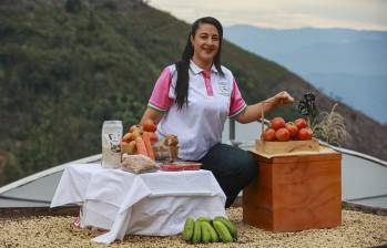 Olga Monsalve impulsó la creación de la Asociación de Mujeres Rurales de Los Sauces para diversificar la economía y el consumo de hortalizas en la vereda. FOTO Manuel Saldarriaga.