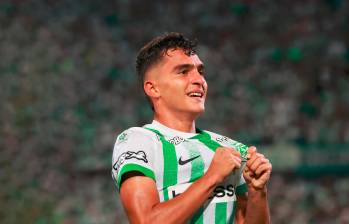 Juan Manuel Rengifo y su alegría tras haber marcado el gol olímpico frente al América. En cada partido que tiene la oportunidad, se ha ganado al hincha con su calidad y despliegue en la cancha. FOTO Manuel Saldarriaga