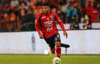 El lateral izquierdo antioqueño Frank Fabra ha sido una de las figuras del Medellín en lo que va del Apertura. Muchos lo piden para Selección Colombia por el nivel que ha mostrado. Foto: Manuel Saldarriaga