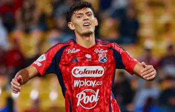 El delantero uruguayo Enzo Larrosa, de 24 años, busca consolidarse como atacante del cuadro rojo. Foto: Manuel Saldarriaga