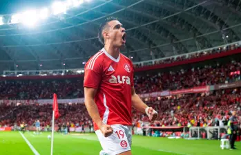 El delantero colombiano Rafael Santos Borré suma 5 goles en 2025 con el Inter de Porto Alegre. FOTO: GETTY