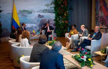 El presidente electo, Gustavo Petro, sostuvo reuniones con el presidente ejecutivo del Banco de Desarrollo de América Latina y otros líderes mundiales. FOTO: CORTESÍA