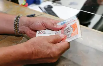Colombia podría convertirse en la tercera economía con mayor déficit fiscal del mundo en 2026, según las proyecciones de The Economist Intelligence Unit. FOTO: ESNEYDER GUTIÉRREZ