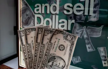 Un dólar puede comprarse hasta en $3.800 en casas de cambio en Medellín. FOTO EL COLOMBIANO 