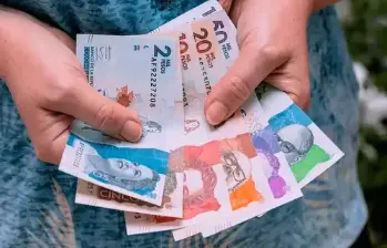  Desde julio de 2025, la jornada laboral en Colombia será de 44 horas semanales. FOTO: COLPRENSA