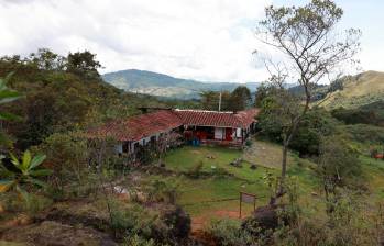 El Globo además ofrece pequeños planes turísticos para mostrar sus acciones en materia de conservación de ecosistemas, fomentando también con ello la economía local de Támesis. FOTOS Manuel Saldarriaga