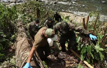 Rescate de fallecido en el tapón del Darién. Foto: Ministerio Público de Panamá