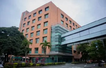 La Clínica CES indicó que ante el incremento masivo en la demanda de pacientes, su personal continúa brindando atención prioritaria basada en la gravedad de cada caso. Foto: Cortesía