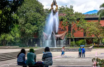 La U. de A. necesita $148.000 millones para culminar este año, más los préstamos que tiene en proceso; la buena noticia es que las actividades académicas transcurren conforme al calendario. FOTO Manuel Saldarriaga