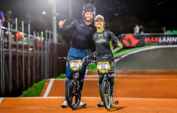 Valentina Muñoz y Mateo Carmona fueron los deportistas más aplaudidos en el Internacional de Las Luces. FOTOS: Cortesía BMX Antioquia