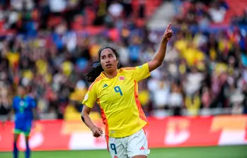 La delantera colombina Mayra Ramírez anotó uno de los goles del seleccionado colombiano en la final de la Copa América de Ecuador. FOTO: TOMADA DEL X DE @CopaAmerica