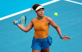 La tenista japonesa Naomi Osaka volvió a la victoria y ahora es semifinalista en Auckland. FOTO: GETTY