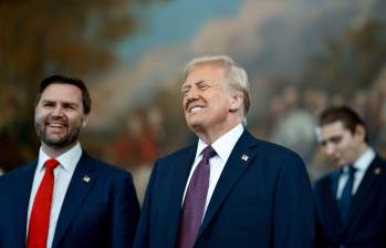 Donald Trump, con el vicepresidente J.D Vance. FOTO: Colprensa