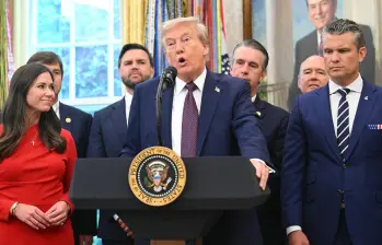 El presidente de Estados Unidos Donald Trump en el Despacho Oval de La Casa Blanca. FOTO: AFP