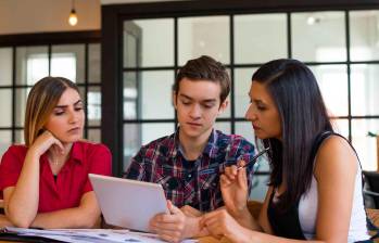 Magneto Empleos ofrece miles de oportunidades para quienes buscan su primer trabajo en Colombia. FOTO: GETTY