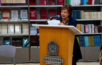 Piedad Bonnett estuvo presente en Medellín este martes en la librería ubicada en el Campus El Volador. FOTO: Esteban Vanegas / UNAL