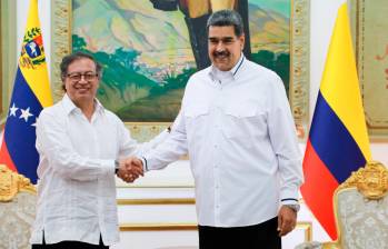 Petro y Maduro se reunieron en el Palacio de Miraflores. FOTO PRESIDENCIA