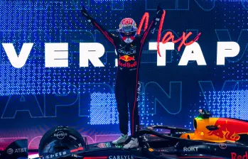 Verstappen enciende la Fórmula 1 con su triunfo en Catar y pone máxima presión a McLaren rumbo a Abu Dabi. FOTO: AFP