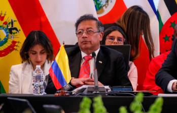 Petro se encuentra este sábado en Ecuador, donde Daniel Noboa juramentó para un segundo periodo presidencial. FOTO: Colprensa