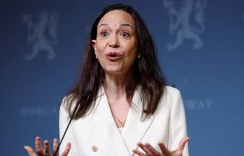 La ganadora del Premio Nobel de la Paz, María Corina Machado, ofrece una rueda de prensa el 11 de diciembre de 2025 en las instalaciones de representación del gobierno noruego en Oslo. Foto: AFP