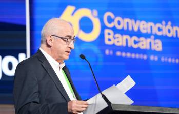 El gerente general del Banco de la República, Leonardo Villar, en la 60 Convención Bancaria organizada por Asobancaria en Cartagena. FOTO: Cortesía.