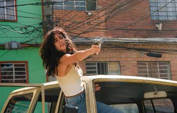 La actriz paisa Juanita Molina durante la grabación de una escena. Foto Cortesía.