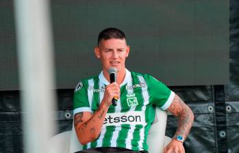James engalana el partido entre Nacional y Águilas. FOTO CORTESÍA ATLÉTICO NACIONAL