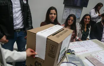Empresas como Thomas Greg, Indra y Carvajal Tecnología han licitado con la Registraduría en los últimos años. Foto: Colprensa - Catalina Olaya