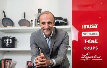 Paul de Jarnac es el presidente de Groupe SEB Andino, dueño de Imusa. La marca fue la primera fábrica metalúrgica dedicada a la producción de ollas en Colombia. FOTO: Cortesía