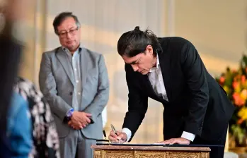 Gustavo Bolívar asumió como director de Prosperidad Social en marzo de 2024. FOTO: PRESIDENCIA