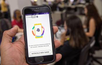 Bancolombia reportó intermitencias en su app y anunció un mantenimiento programado que afectará el pago de facturas en canales digitales. FOTO Camilo Suárez