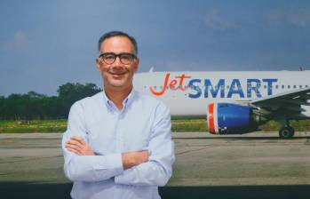 JetSmart ha transportado más de 700.000 pasajeros en Colombia, según su country manager, Mario García (foto). FOTO CORTESÍA JETSMART