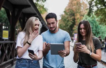 Aunque se consideran expertos digitales, los millennials están cayendo en fraudes online por confiar demasiado y verificar poco. FOTO cortesía Kaspersky