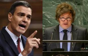 Pedro Sánchez, jefe del Gobierno español, y el presidente de Argentina, Javier Milei. Foto: Colprensa y AFP