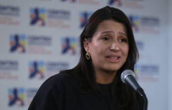 Paola Holguín, senadora y precandidata presidencial del Centro Democrático, critica la inacción de los organismos de control y pide un replanteamiento de la seguridad nacional. FOTO: COLPRENSA