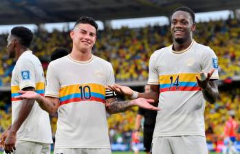 Los futbolistas James Rodríguez y Jhon Jader Durán, brillaron en el partido entre el seleccionado nacional y los chilenos. FOTO: GETTY