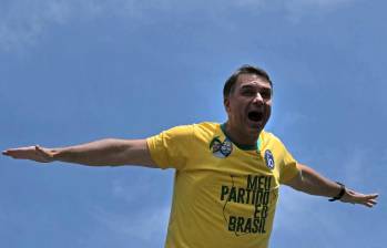 El expresidente Jair Bolsonaro, líder del Partido Liberal, durante un acto político en Brasil. FOTO: AFP. 