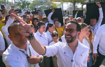 El Consejo Nacional Electoral mantiene en firme la candidatura de Abelardo de la Espriella. Foto: AFP