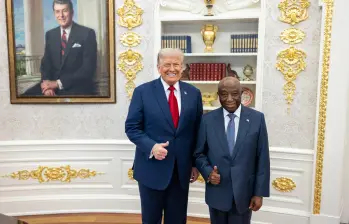 El presidente estadounidense Donald Trump y su homólogo Joseph Boakai, de Liberia, en una reunión con líderes africanos el pasado 9 de julio de 2025. FOTO: CASA BLANCA