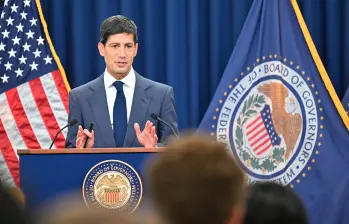 Hoy se celebró la primera reunión de política monetaria de la FED, presidida por Kevin Warsh. FOTO tomada de X