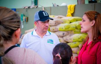 La elección de Nilson Javier Barrera (centro) quedó en firme. FOTO TOMADA DE SU CUENTA DE FACEBOOK